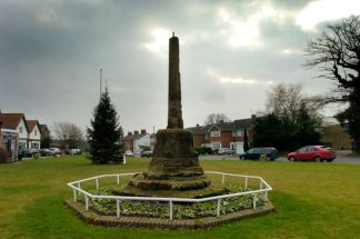 The-Wayside-Cross-on-The-Green-in-Meriden